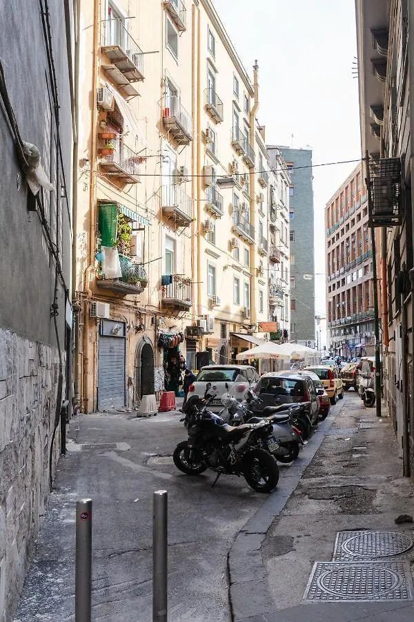 Appartamento Moderno Nel Centro Storico Naples