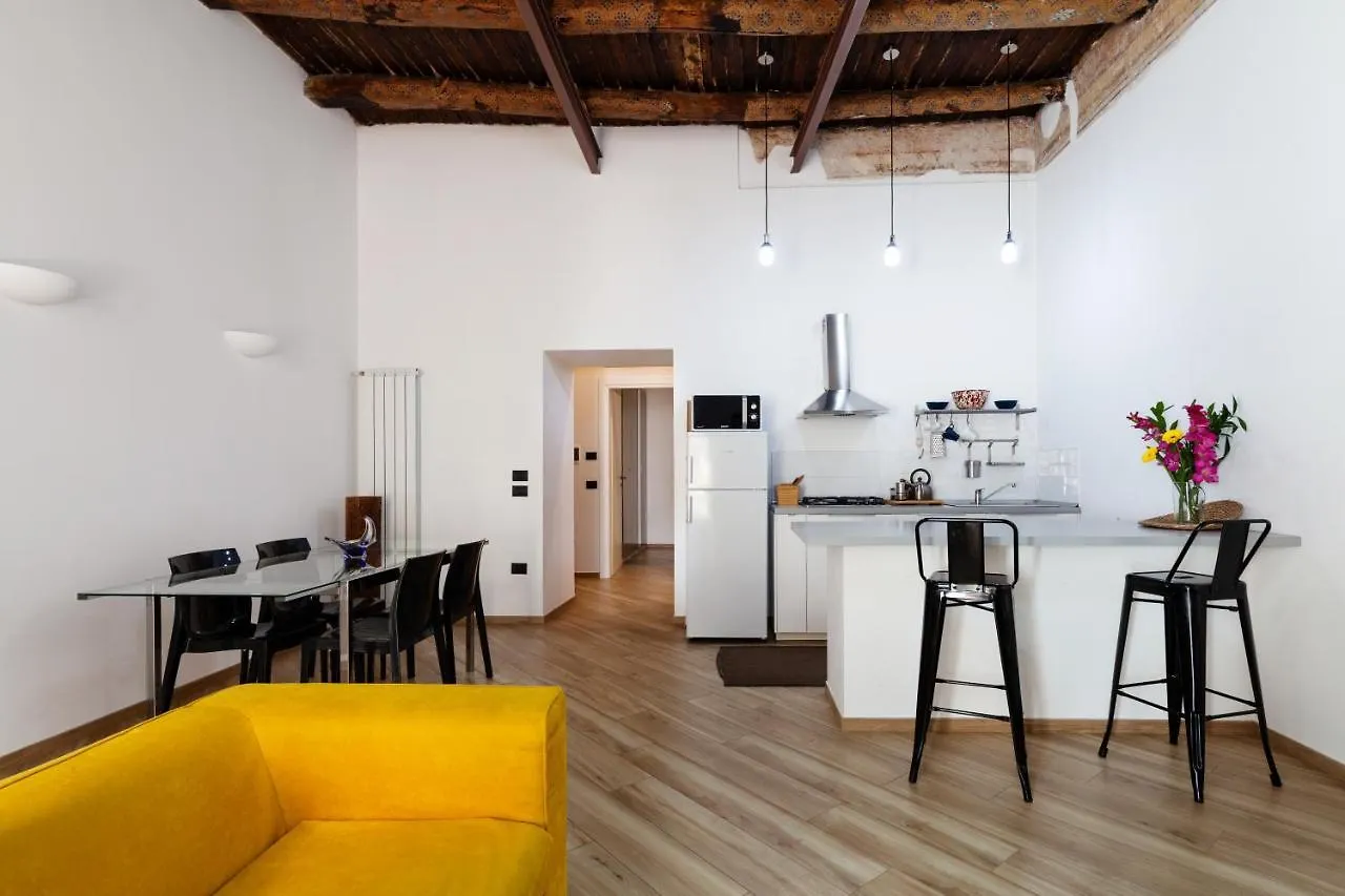 Appartamento Moderno Nel Centro Storico Naples