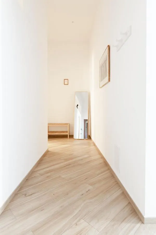 Apartment Appartamento Moderno Nel Centro Storico Naples Italy