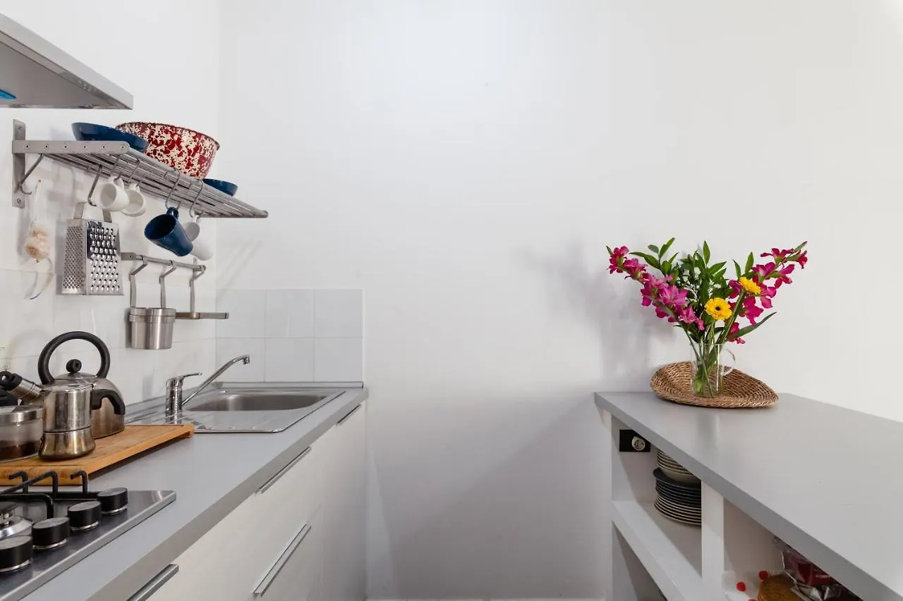 Apartment Appartamento Moderno Nel Centro Storico Naples Italy