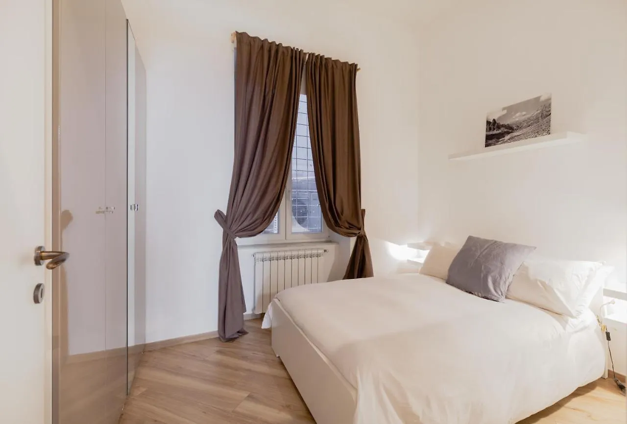 Appartamento Moderno Nel Centro Storico Naples Italy